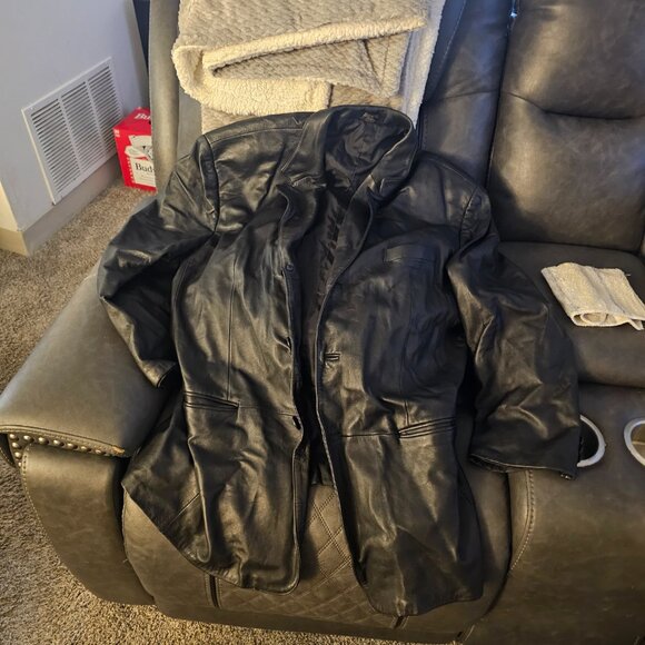 Leather Coats - Picture 5 of 5